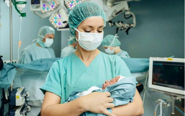 广州那里有女性找男士代孕的|厦门医院做试管婴儿多少钱？